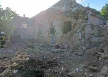 Наслідки сьогоднішніх обстрілів Миколаєва: пошкоджено більше 25 будинків, 4 людини поранено