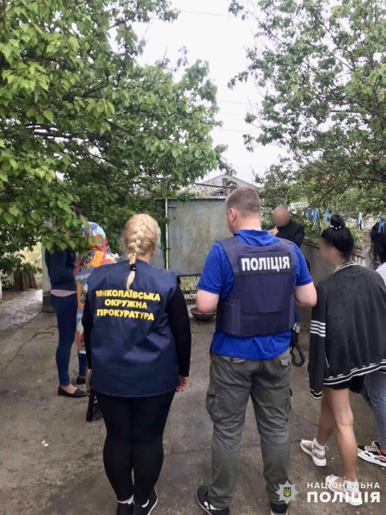 У Миколаєві поліцейські викрили 45-річну місцеву мешканку на розповсюдженні метадону (ФОТО) 1
