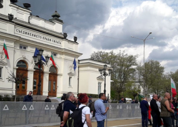 Болгария будет ремонтировать украинскую военную технику – парламент принял решение