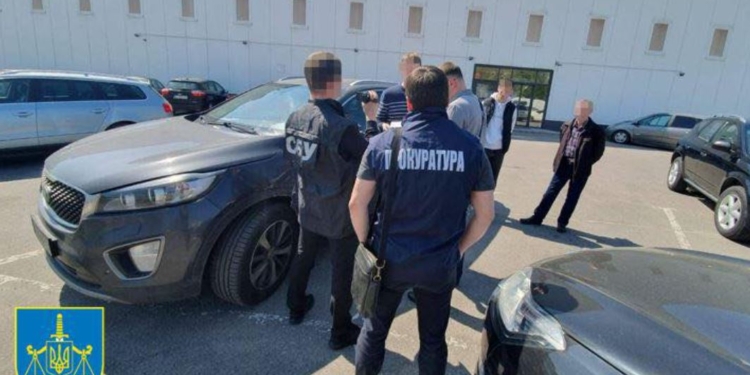 У Львові затримали 2 покидьків – розкрадали допомогу для військових (ФОТО)