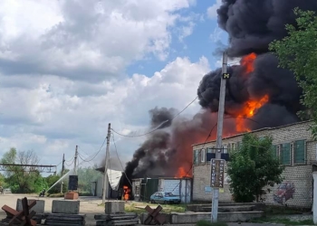 У Миколаєві спалахнула АЗС. Відомо про одного постраждалого (ФОТО, ВІДЕО)