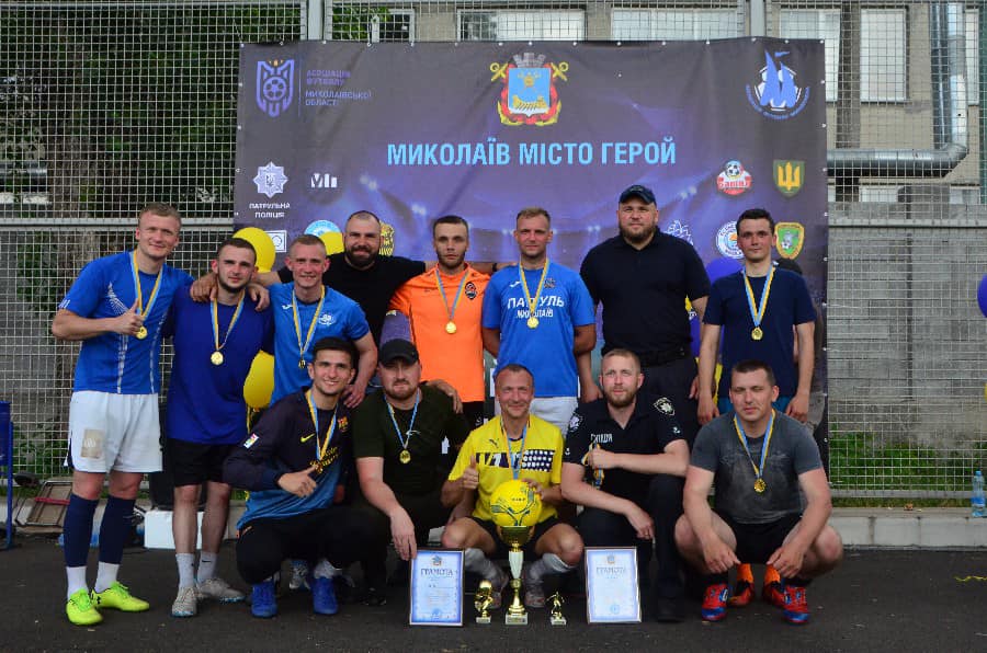 У Миколаєві відбувся масштабний турнір з мініфутболу на підтримку ЗСУ «Миколаїв – місто-герой!» - зібрано 23 тис.грн. (ФОТО) 3