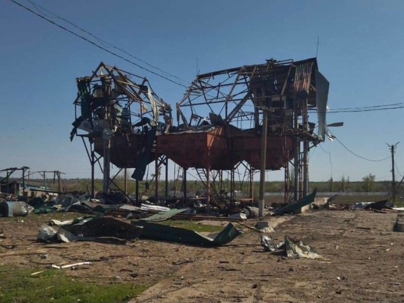 Російські окупанти завдали ракетних ударів по Дніпропетровській області – влучили у склади з зерном (ФОТО)