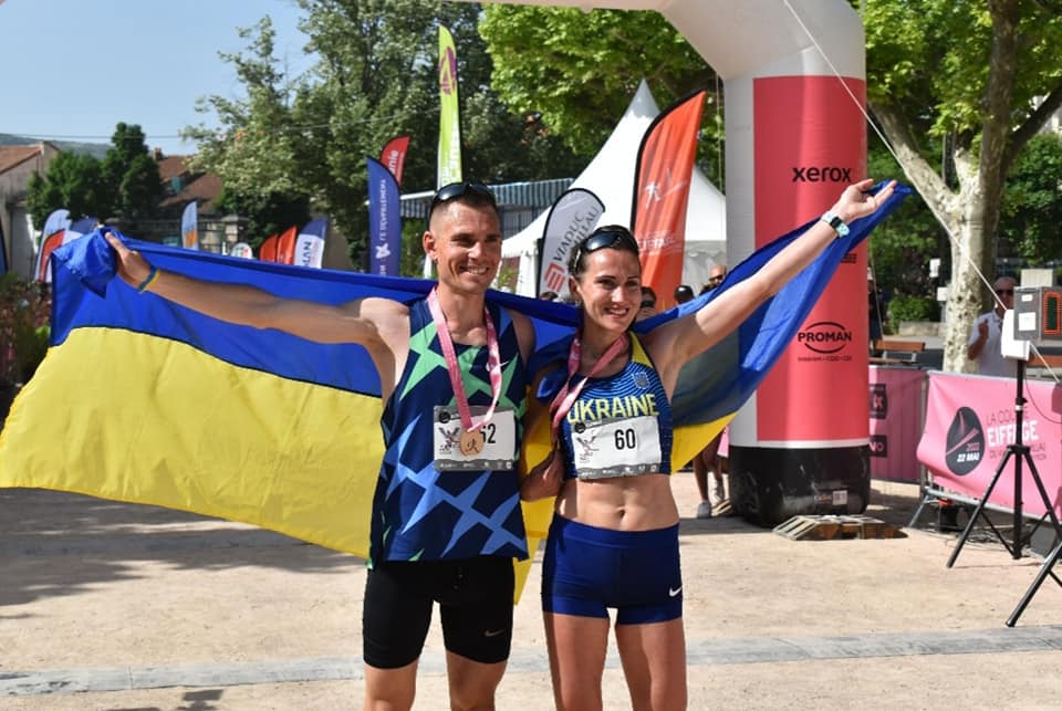 Украинцы победили на марафоне во Франции. И первой среди женщин была Валентина Верецкая из Николаева (ФОТО) 5