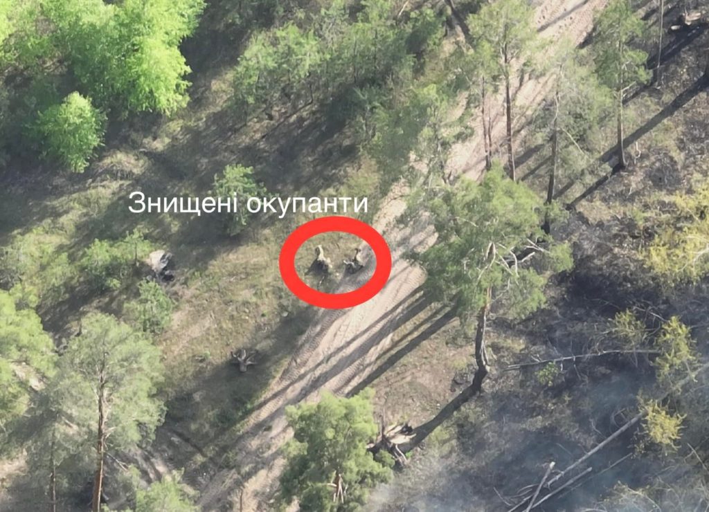 На це можна дивитися вічно: миколаївські десантники знищили російський бронеавтомобіль “Тигр” разом з екіпажем (ФОТО) 5