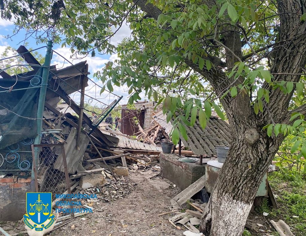 Внаслідок обстрілів окупантами двох сіл на Миколаївщині загинуло двоє людей і ще двоє поранені (ФОТО) 7