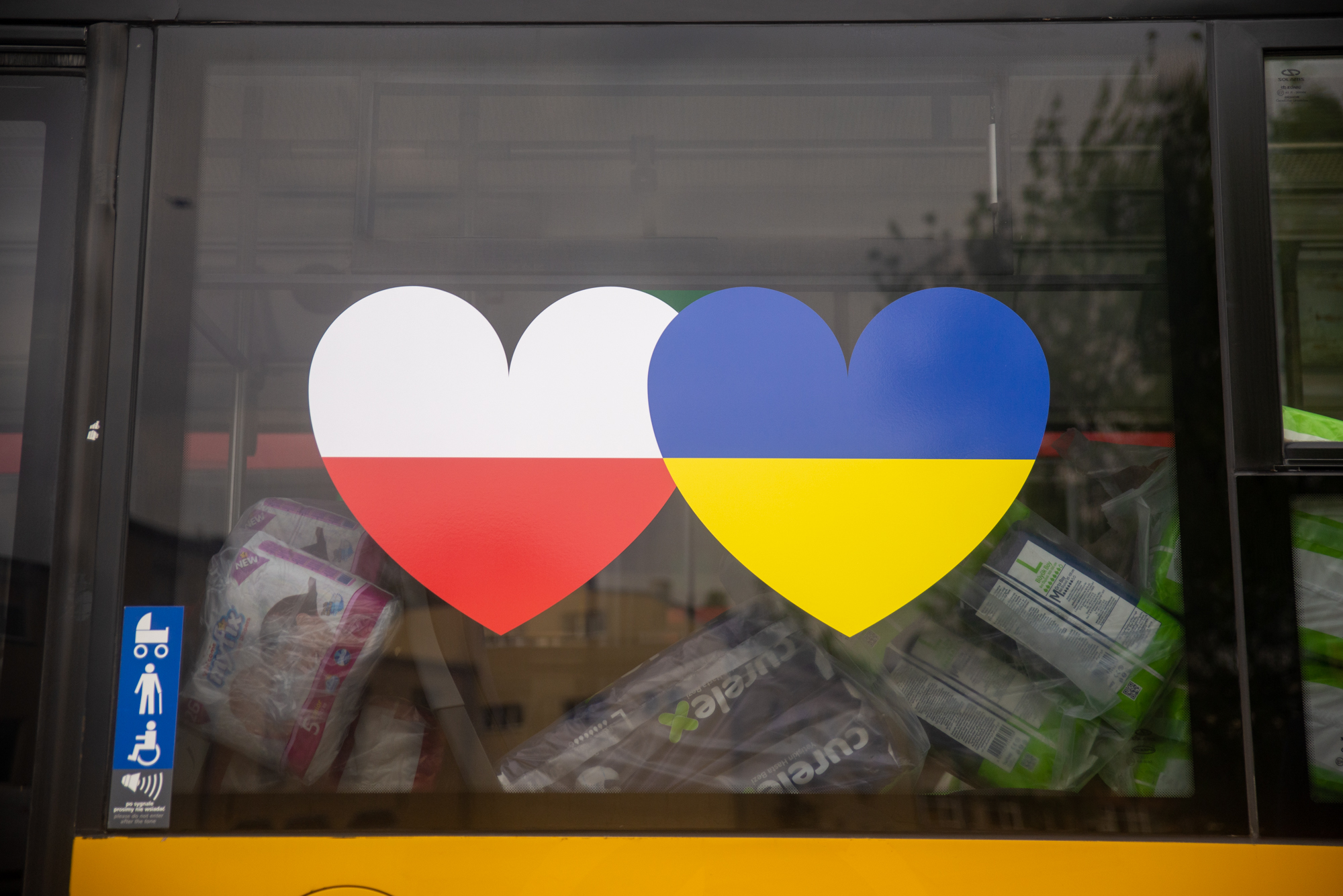 Сьогодні до Миколаєва з Варшави вирушили 5 автобусів – їх подарувала столиця Польщі нашому місту (ФОТО)