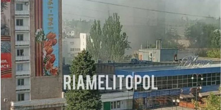 В Мелитополе мощный взрыв. Есть раненые (ФОТО)