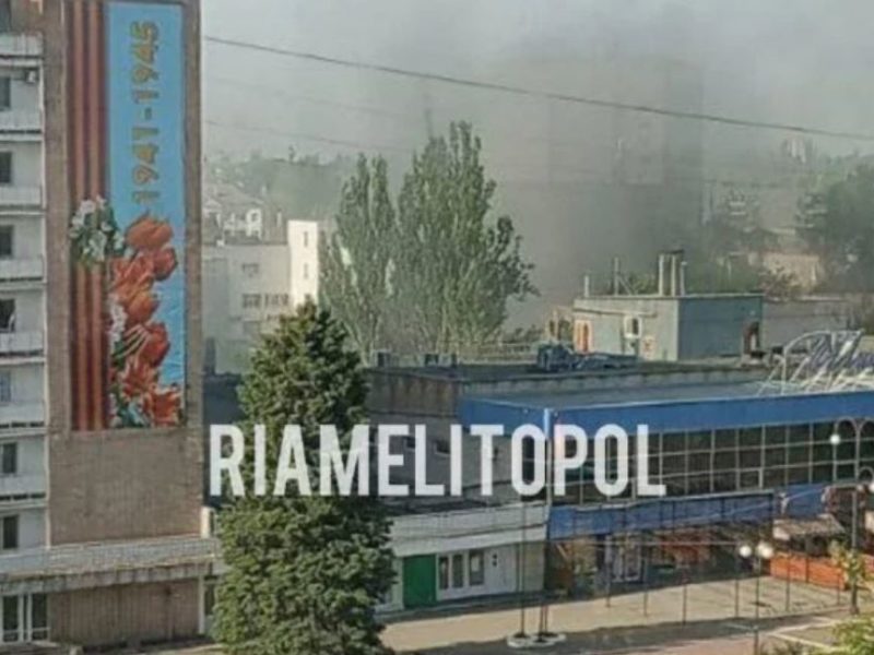 В Мелитополе мощный взрыв. Есть раненые (ФОТО)