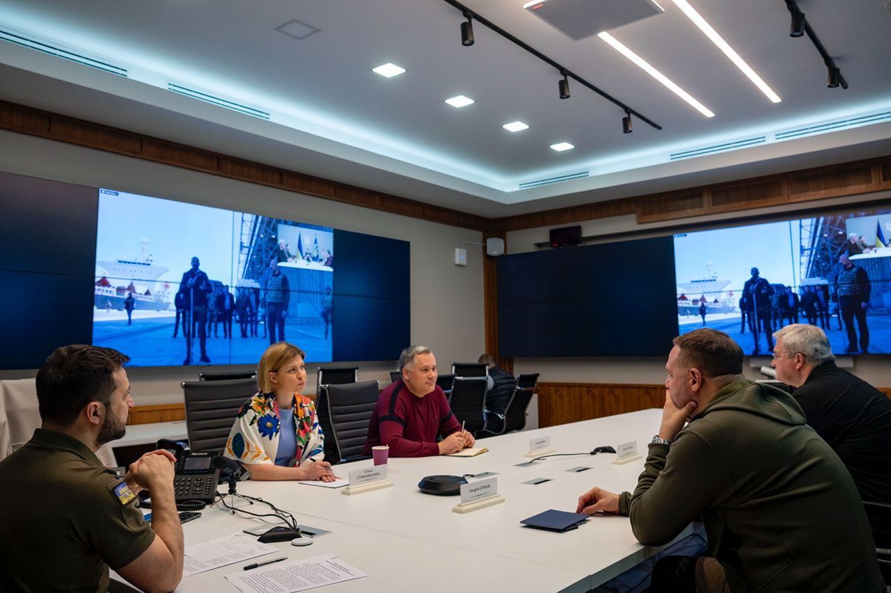 Зеленский призвал создать организацию стран-экспортеров зерна