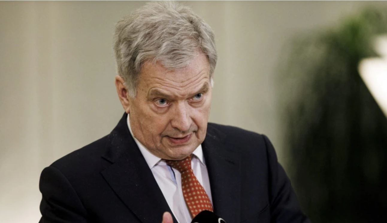 Финляндия официально заявила о вступлении в НАТО