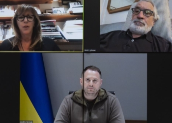 Не Джоли единой. Ермак пригласил де Ниро в Украину (ФОТО)
