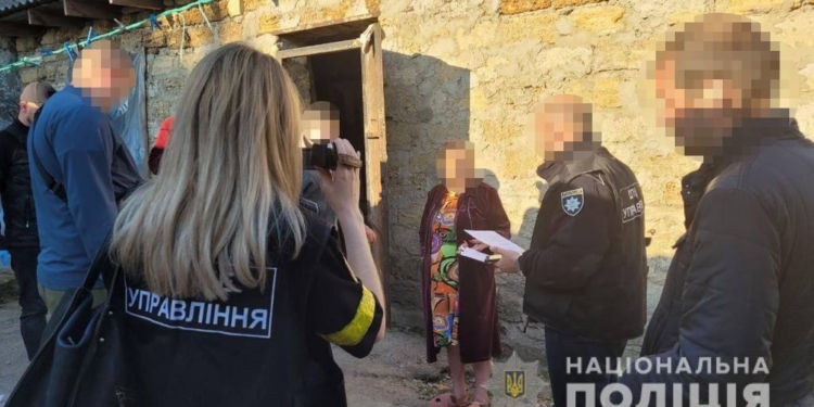 В Одессе задержали пенсионерок, поставлявших наркотики на весь юг Украины (ВИДЕО)