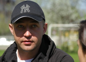 “Руки нам связали, на шеи одели петли. Думали, везут на расстрел”. Автор фразы про русский корабль рассказал, что было в плену (ФОТО, ВИДЕО)