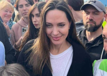 Анджелина Джоли о своем визите во Львов: “Горжусь стойкостью и мужеством украинского народа”