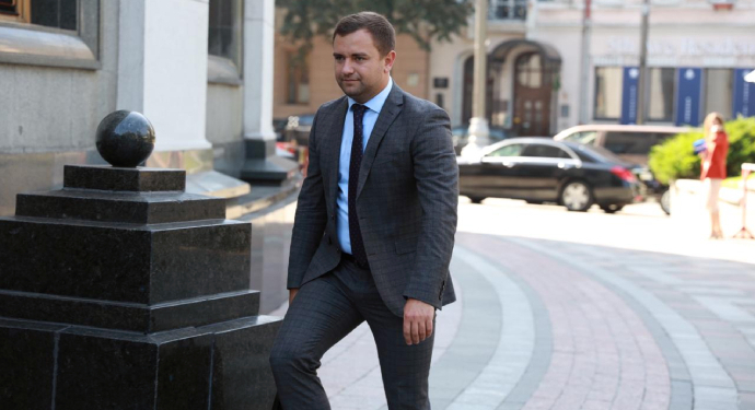 Нардепа от Слуги народа Ковалева исключили из фракции – он уехал к оккупантам, “на свой округ”