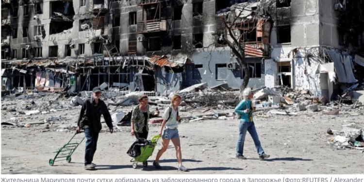 «У сверхтяжелых бомб совсем другой звук». Жительница Мариуполя прожила 2 месяца около Азовстали и смогла выбраться