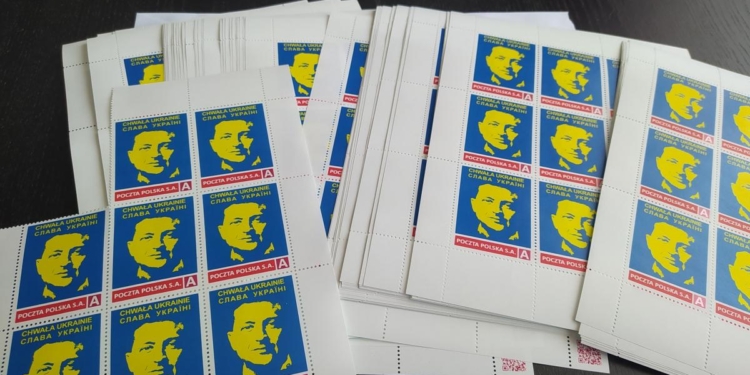В Польше выпустили почтовую марку с Зеленским – уже не достать (ФОТО)