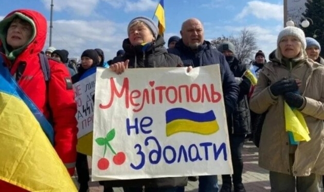 В Мелитополе 9 мая оккупанты планируют стрелять в людей и хотят обвинить в этом ВСУ