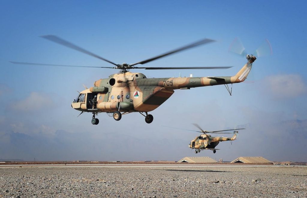 США передает Украине "афганские" вертолеты Ми-17. В чем их особенность? (ФОТО) 1