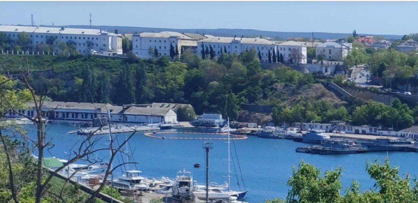 Все 6 подводных лодок ЧФ россии вышли в море, на каждой по 4 крылатых ракеты