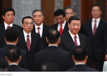 Ошибка, которую могут не простить. Станет ли Си Цзиньпин в третий раз лидером Китая? Конкурент уже есть