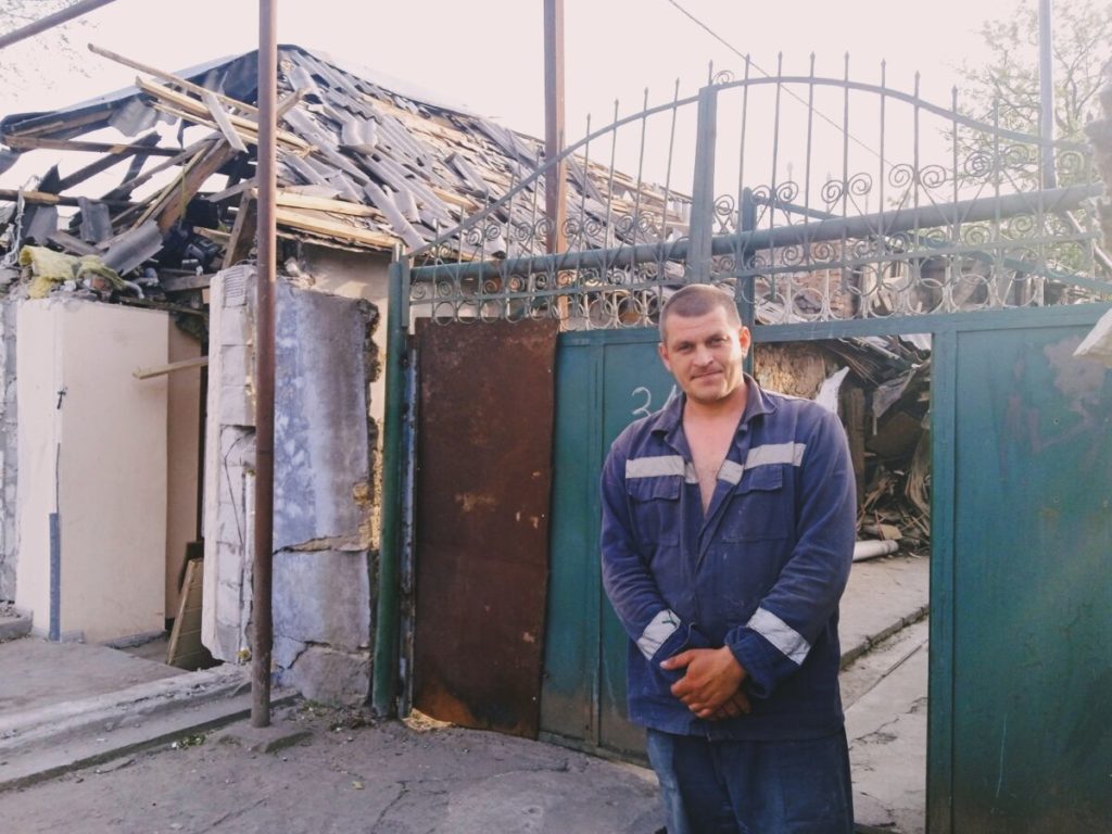 «Ми у себе вдома. Куди нам бігти?»: Як живе Миколаїв під постійними обстрілами окупантів (ФОТО) 3
