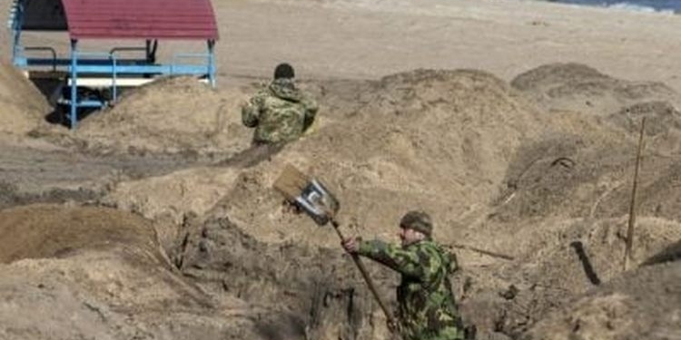 Киев строит укрепления на случай возможного прорыва оккупантов (ВИДЕО)