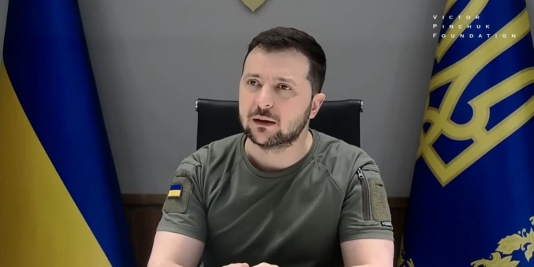 “Вопрос, с каким президентом россии будет договариваться Украина”. Зеленский выступил на украинском завтраке в Давосе (ВИДЕО)