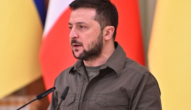 “Он не сможет спасти лицо, ему нужно спасти страну”, – Зеленский о возможности  переговоров с путиным