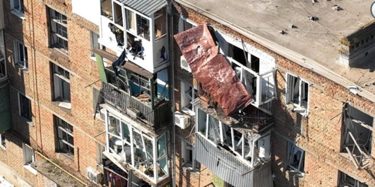 За добу на Миколаївщині з 17 пожеж 6 були через російські обстріли (ФОТО)