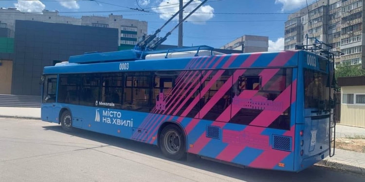 За якими маршрутами сьогодні у Миколаїві курсує 225 одиниць транспорту