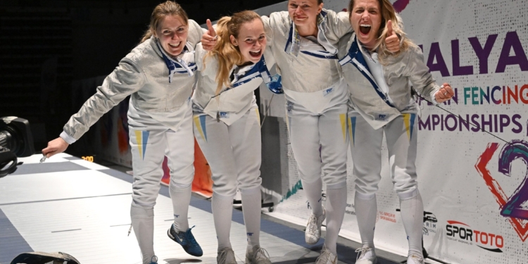 Радіємо поверненню! Миколаївська шаблістка Ольга Харлан разом з командою здобуває «бронзу» чемпіонату Європи