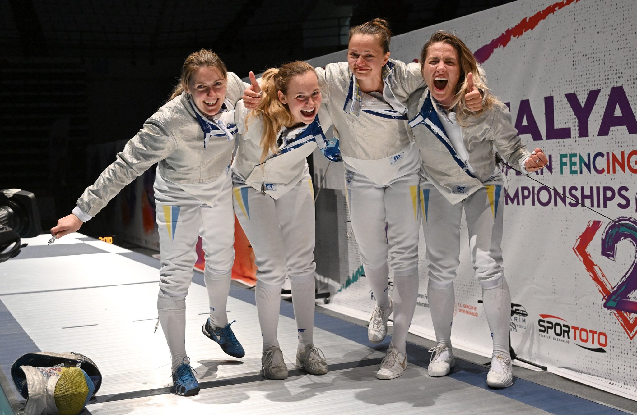 Радіємо поверненню! Миколаївська шаблістка Ольга Харлан разом з командою здобуває «бронзу» чемпіонату Європи