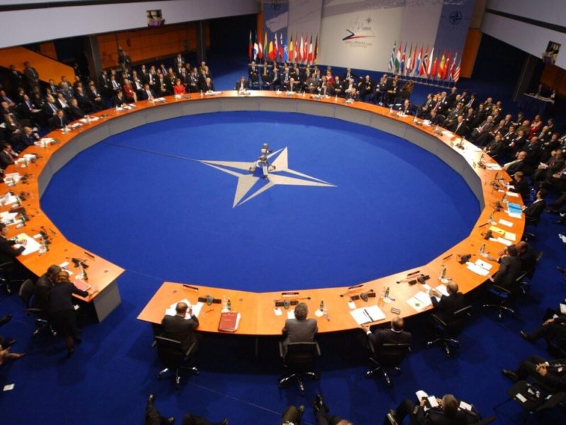 На саміті НАТО планують домовитися про збільшення обсягів військової допомоги Україні та збільшення спільних витрат на оборону – ЗМІ