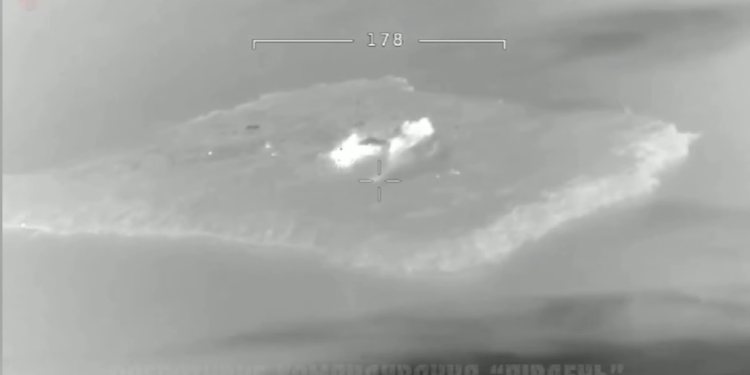 ОК «Південь» показав знищення ворожого ЗГРК «Панцир-1С» на Зміїному (ВІДЕО)