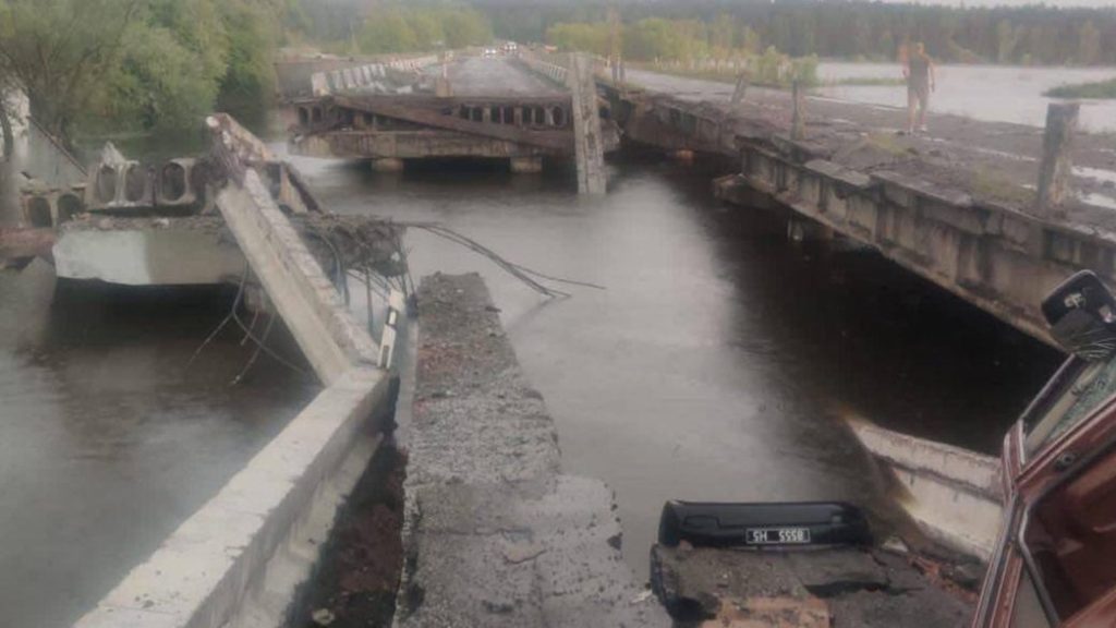 На Киевщине из-за попадания молнии взорвался заминированный мост 1