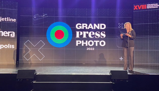 Захиснику «Азовсталі» Дмитру Козацькому присудили спеціальну нагороду престижної польської фотопремії Grand Press Photo 2022
