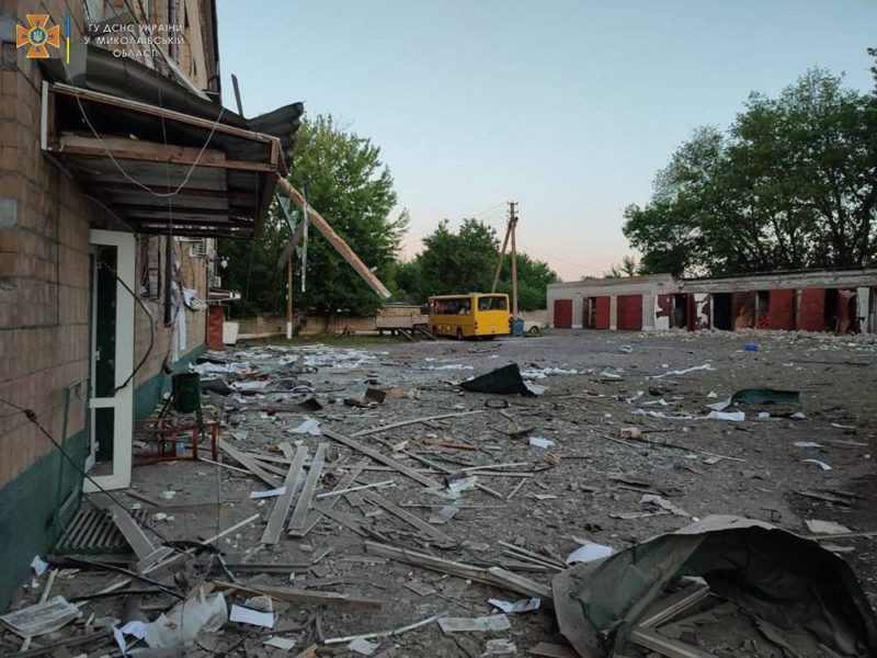 За добу на Миколаївщині внаслідок російських обстрілів поранено 13 людей