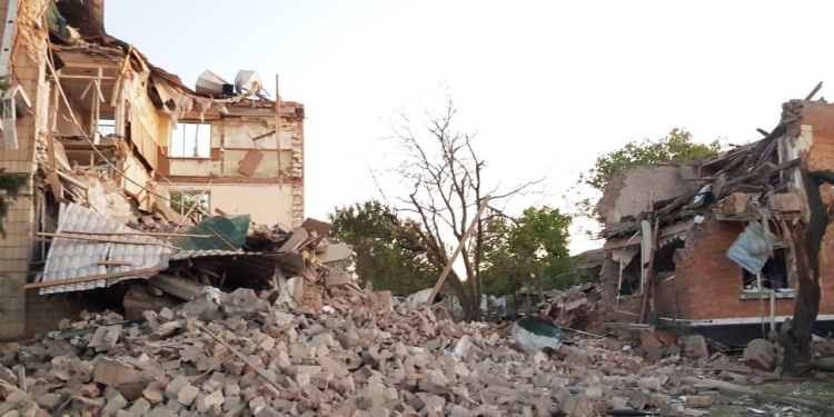 Упродовж минулої доби обстрілів зазнали 5 населених пунктів Миколаївщини – правоохоронці документують наслідки (ФОТО)