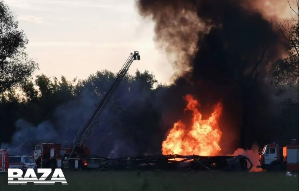 Под Рязанью упал военно-транспортный самолет Ил-76 (ФОТО, ВИДЕО) 3