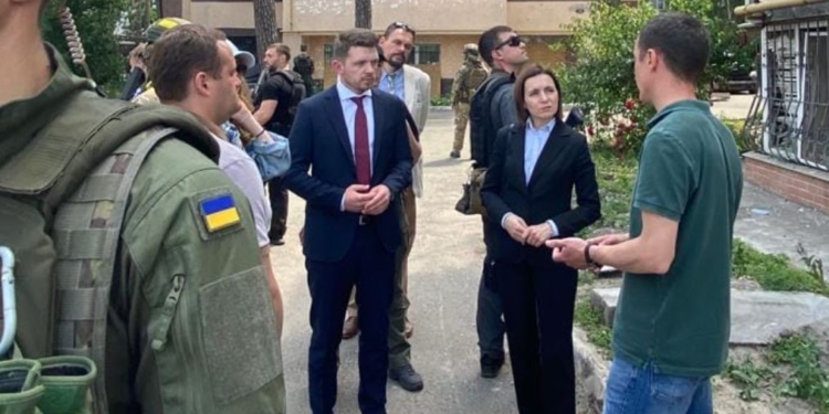 Президент Молдовы Санду прибыла в Украину – уже посетила Ирпень и Бучу (ФОТО, ВИДЕО)