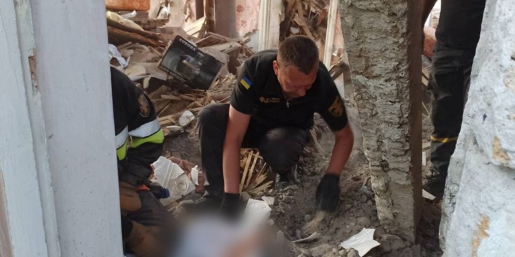 Серед поранених і загиблих в Очакові внаслідок російського обстрілу – жінки та діти (ФОТО)