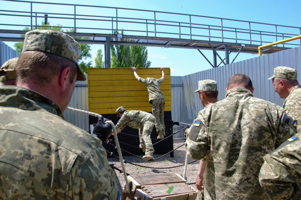 Миколаївські морпіхи пройшли смугу перешкод за стандартами НАТО (ФОТО) 37