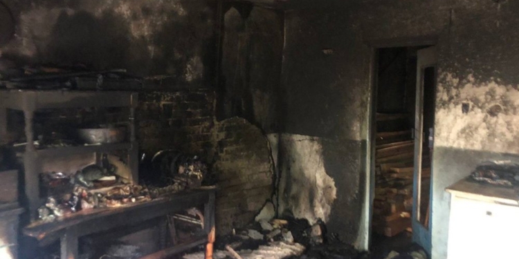 У Первомайському районі спалахнула літня кухні. І обстріли тут ні до чого (ФОТО)