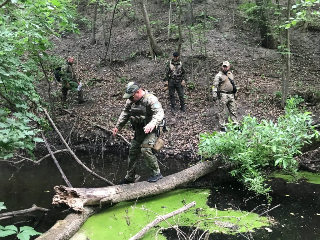 Добровольці Миколаївщини продовжують опановувати тактику дій у тилу ворога (ФОТО) 4