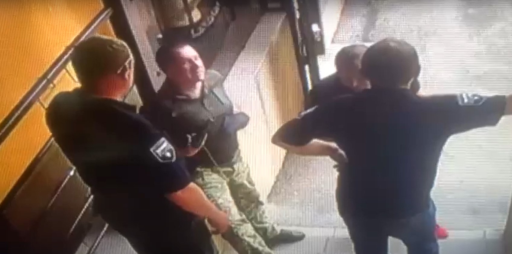 Чиновник Генштаба устроил стрельбу в Киеве – его задержали и отстранили (ВИДЕО)