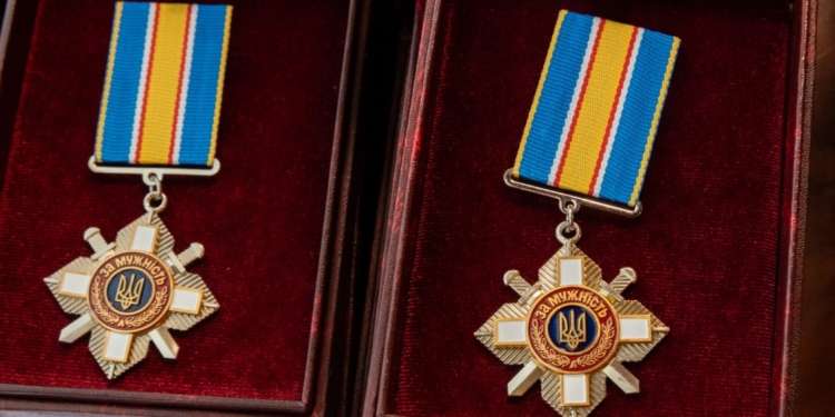 Президент у День журналіста вручив державні нагороди працівникам медіа та членам родин загиблих журналістів (ФОТО, ВІДЕО)