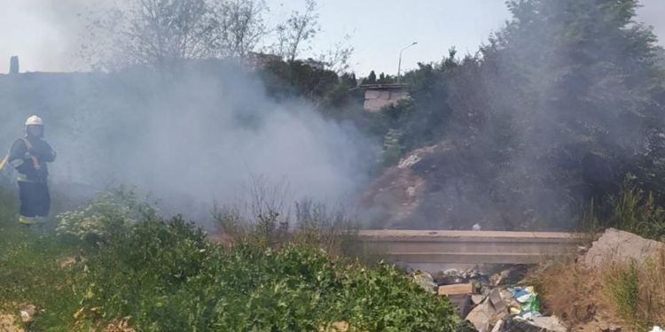 На Миколаївщині і за цю добу – 18 пожеж. Дві з них – через російські обстріли (ФОТО)