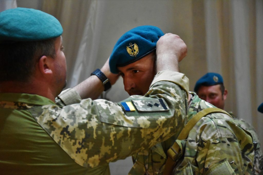 Миколаївські морпіхи склали Клятву морського піхотинця у районі виконання завдань за призначенням (ФОТО) 7